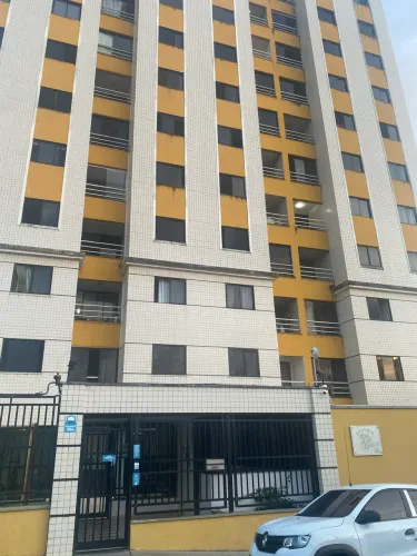 Aluga apartamento de 2 quartos e 2 banheiros sendo um 