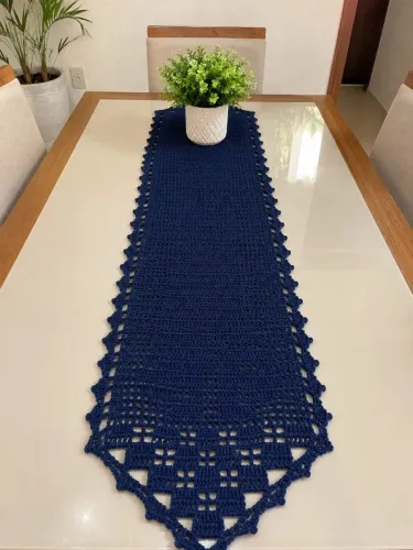 Trilho de mesa em crochê nossa senhora de Aparecida