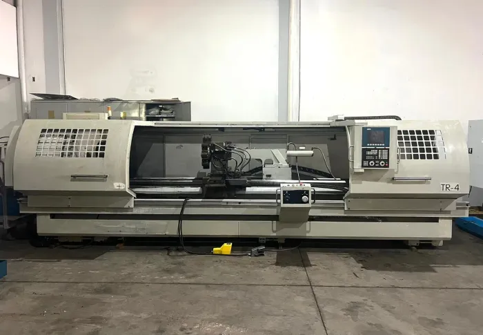 Torno CNC Travis Modelo TR-4 840mm x 4.000mm
