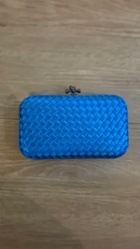 Bolsa Clutch Feminina Azul Royal Trançada Acetinada - com Corrente - Nova