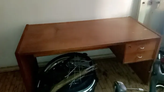 Escrivaninha em madeira, vintage