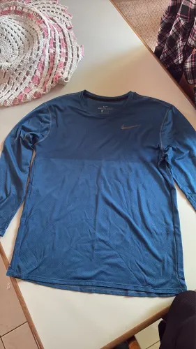 Camisa Manga Longa Nike Zona Cooling Azul