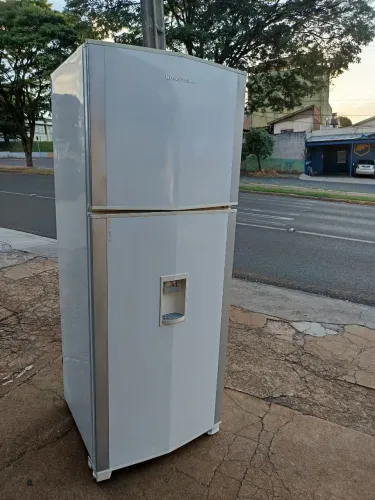 Vende Geladeira Brastemp duplex Frost Free 