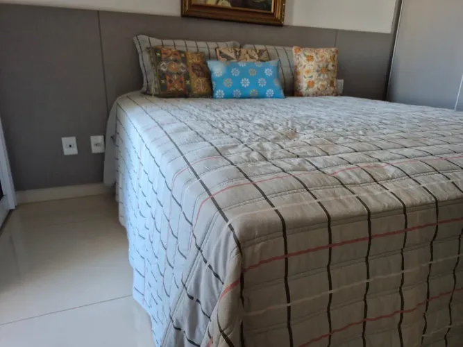 Cama box + colchão