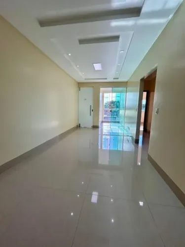 Apartamento com 3 Quarto(s) e 2 banheiro(s) para Alugar, 90 m² por R$ 2700 / Mês
