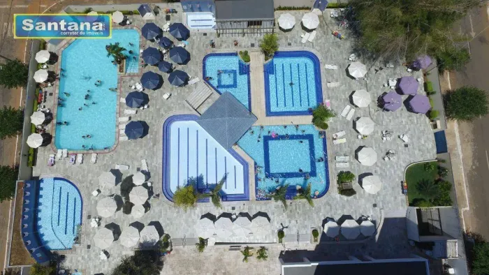 Apartamento com 2 dormitórios à venda, 69 m² por R$ 180.000,00 - Do Turista - Caldas Novas
