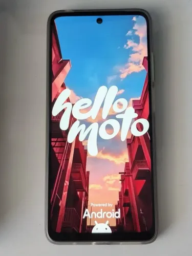 Celular Moto E15 seminovo 