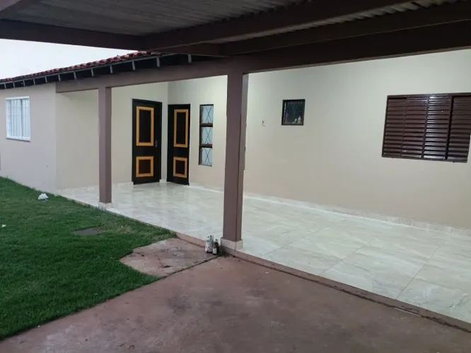 Aluga-se - Casa em Dourados MS