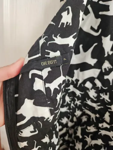 Vestido apaixonados por gatos