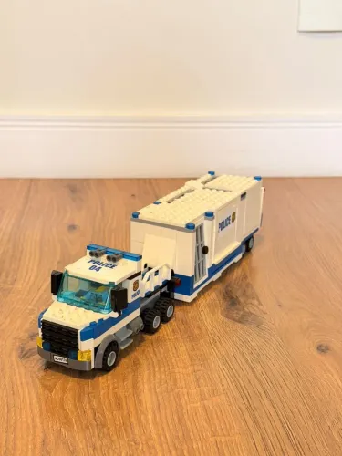 LEGO CITY - Caminhão da polícia 