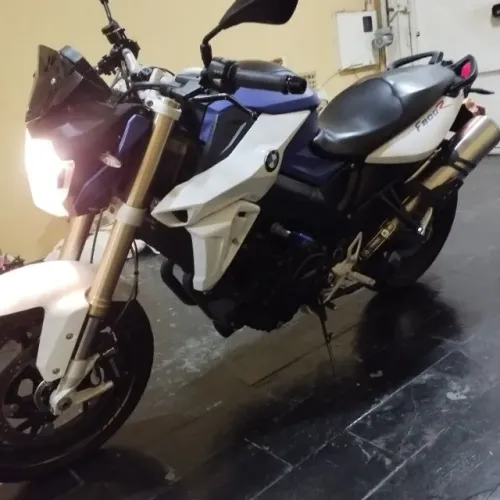 F800R 2017 ótimo estado estudo troca