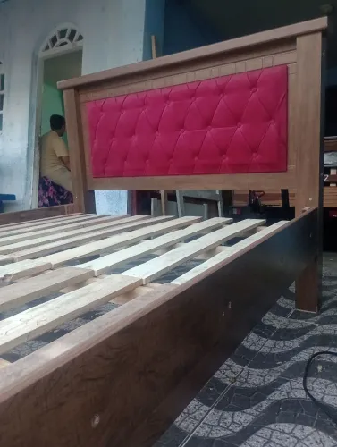 Cama de casal MDF linda toda reforçada 799,00