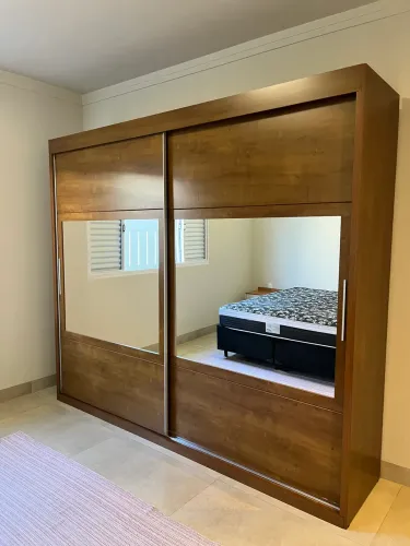 Guarda Roupa