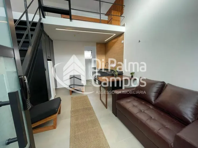 Apartamento mobiliado com 1 quarto e quintal para locação, próximo ao metrô na Vila Marian