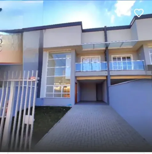 Òtimo Sobrado  com 147 m²,  3 quartos,  Suíte ,03 vagas garagem no Capão da Imbuia - Curit