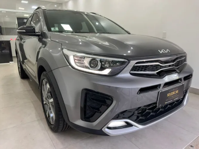 Kia Motors Stonic SX 1.0 TB Aut. (híbrido) 2025