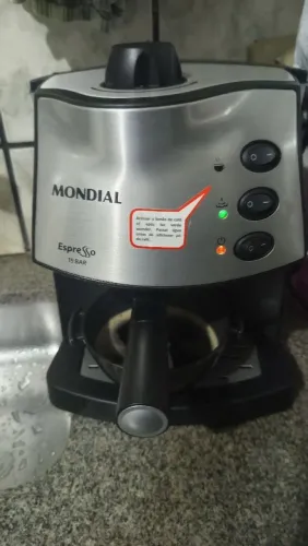 Vendo cafeteira espresso e ventilador mondial 8 paletas