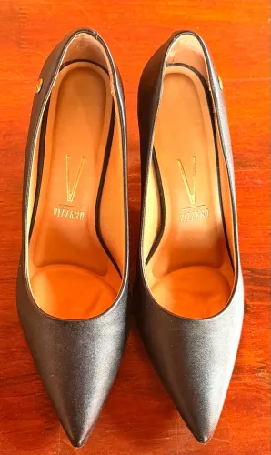 Scarpin Vizzano Preto - Lindo e Confortável (Com Detalhe - Ver Fotos)