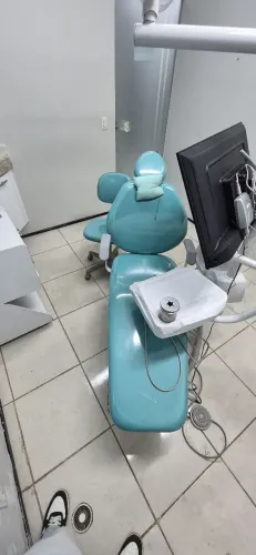 Vendo clinica odontológica no centro