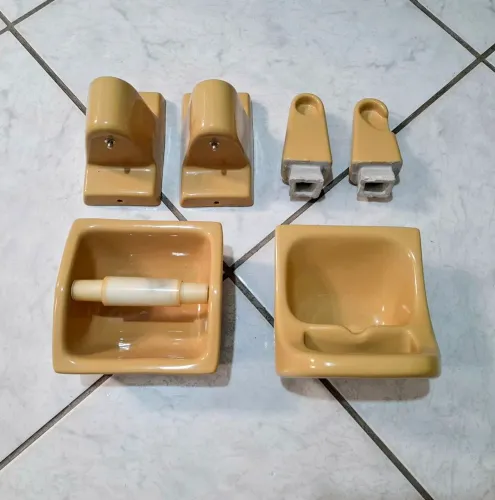 Kit conjunto de acessórios de banheiro em louça Standard