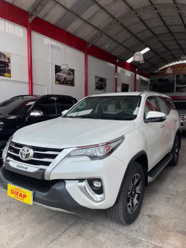 Toyota Hilux SW4 SRX Diamo. 4X4 2.8 TB DIE AUT 2020