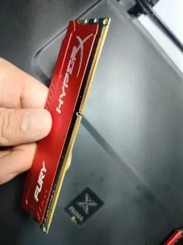 4gb DDR3 hyperx fury gamer vermelha