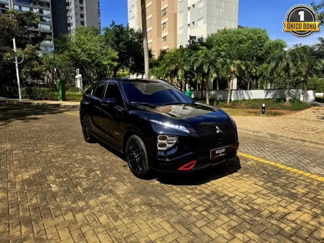 Mitsubishi Eclipse Cross HPE Black 1.5 16V 165cv Aut. 2026