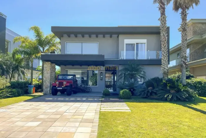 Casa em Condomínio à venda em Condominio Villagio de Atlantida, Xangri-Lá - Mobiliada e De