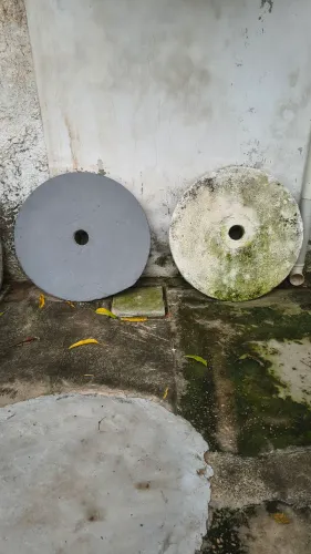 Pedra de fossa / Tampa de fossa