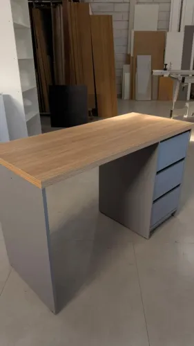 Mesa em MDF 78X120X50 Sob encomenda