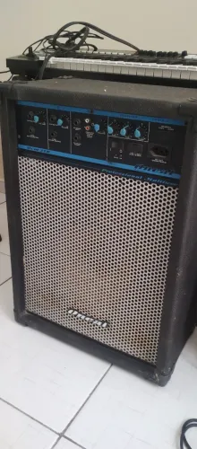 Vendo caixa de som Oneal Ocm 310.