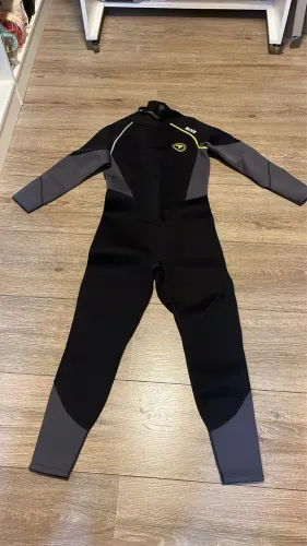 Macacão Long John ( neoprene)