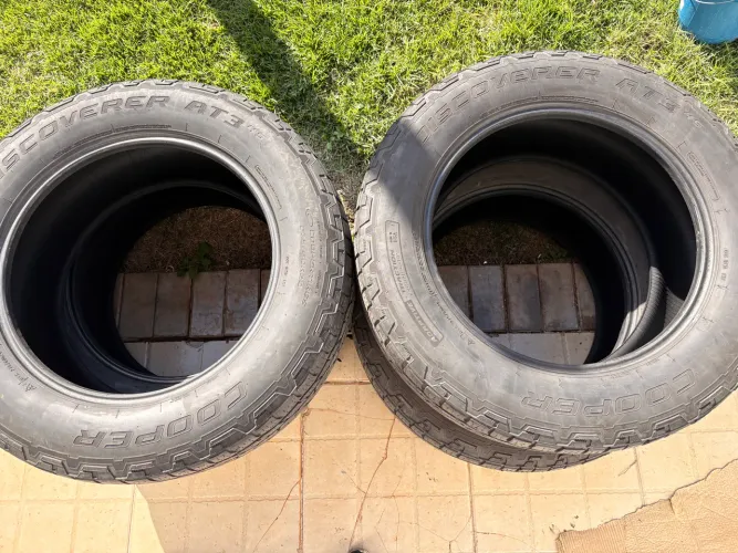 Pneus 275x60x20
