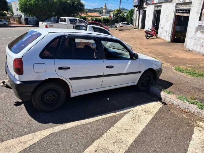 Volkswagen Gol Geração II 1.0 16V 70cv MI Gasolina Mec. (1000) 2P 1999