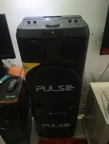 Caixa de som torre pulse