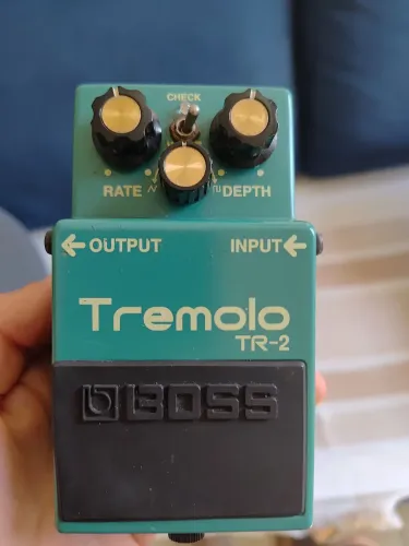 Boss TR-2 Tremolo Original com Mod de Volume