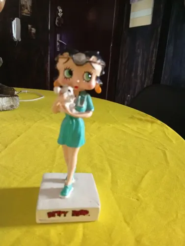 Boneca Betty Boop