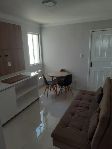 Aluguel R$ 1.800,00, apartamento mobiliado, todo no porcelanato e super ventilado.