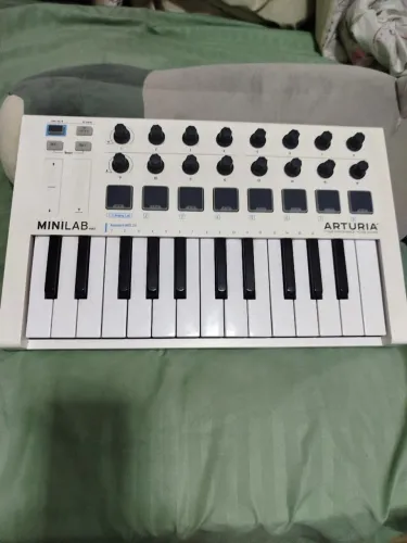 Controlador Arturia Minilab Mk2