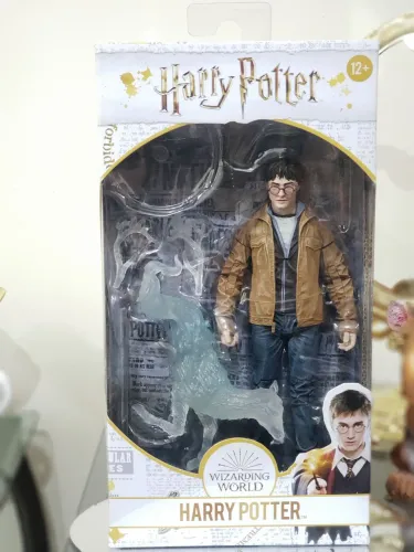 Action Figure Harry Potter (com Patrono) da McFarlane Toys