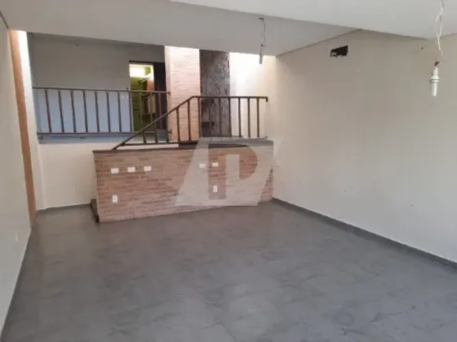 Excelente oportunidade de locação de ponto comercial no Centro de Piracicaba-SP: 3 salas, 
