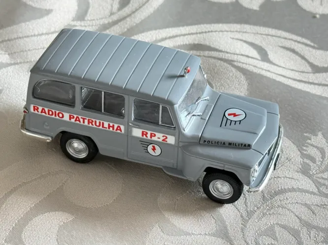 Coleção - Carros de Serviço - Rural Willys