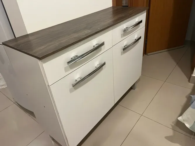 Balcão/ armário 2 portas e 2 gavetas