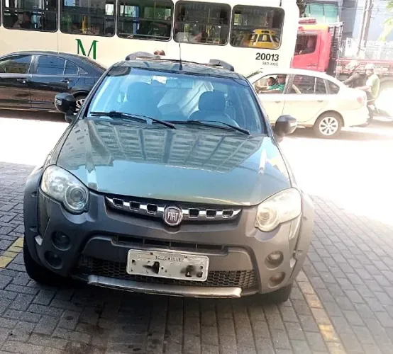 Fiat Palio Week. Adv. Dualogic 1.8 Flex 2013