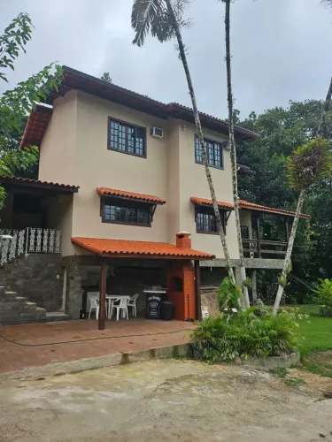 AMPLA CASA NO SÍTIO BOM COM 3 QUARTOS