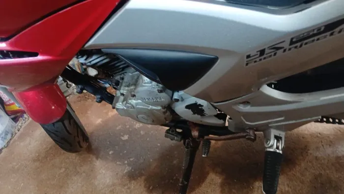 Moto vermelha