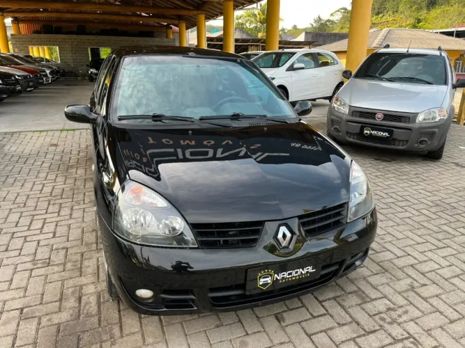 Renault Clio Campus Hi-flex 1.0 16V 5P 2010