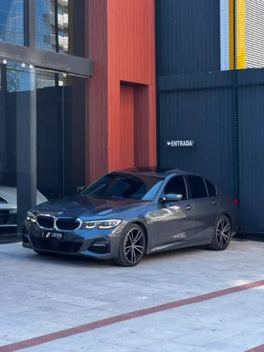 BMW 320I A 2.0 TB M Sport Activeflex 16V 4P 2022