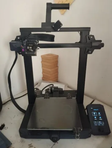 Impressora 3D Creality Ender 3 S1 - Excelente Estado e Pouco Uso