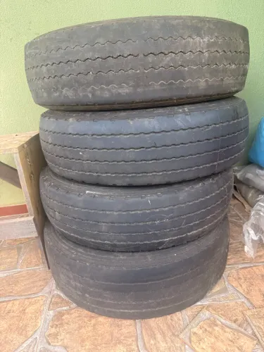 Pneu caminhão XBR ECOWAY - medidas 215/75R/17,5